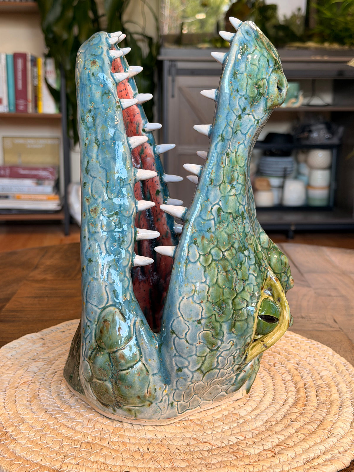 Alligator vase